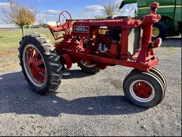 Main image Farmall F-20